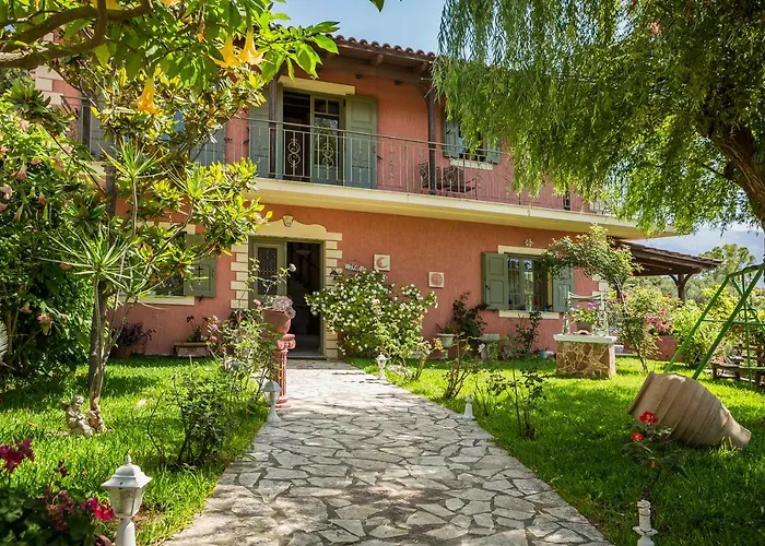 Kefalonia - Charming 3 Bedroom Gardenia *