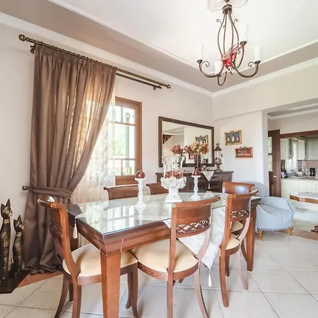 Kefalonia - Charming 3 Bedroom Gardenia Σπαρτιά
