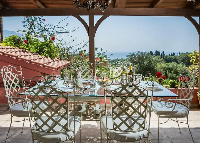 Kefalonia - Charming 3 Bedroom Gardenia Вилла Спартия
