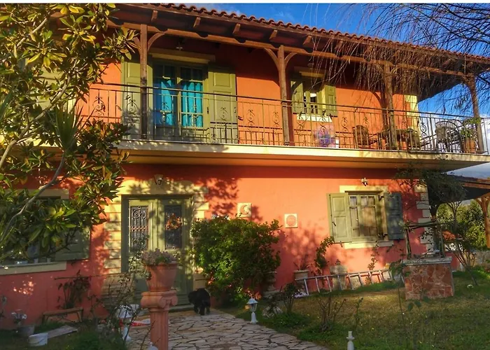 Kefalonia - Charming 3 Bedroom Gardenia Σπαρτιά