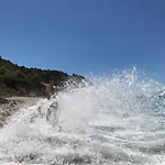 Kefalonia - Charming 3 Bedroom Gardenia スパルティア