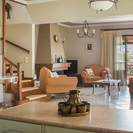 Kefalonia - Charming 3 Bedroom Gardenia *