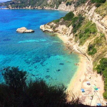 Villa Kefalonia - Charming 3 Bedroom Gardenia *