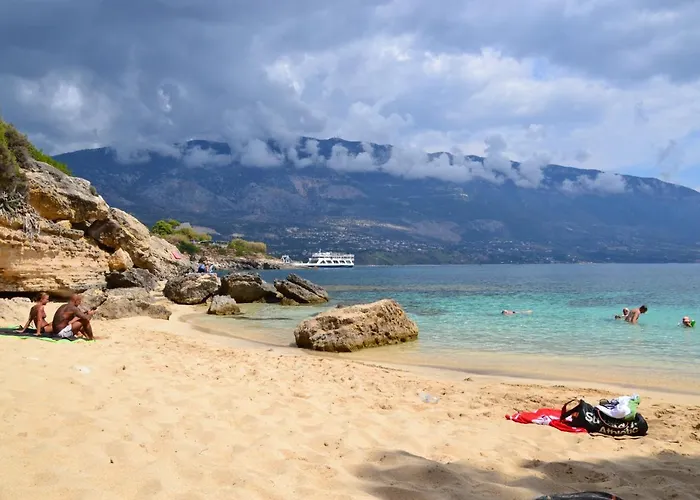 Villa Kefalonia - Charming 3 Bedroom Gardenia *