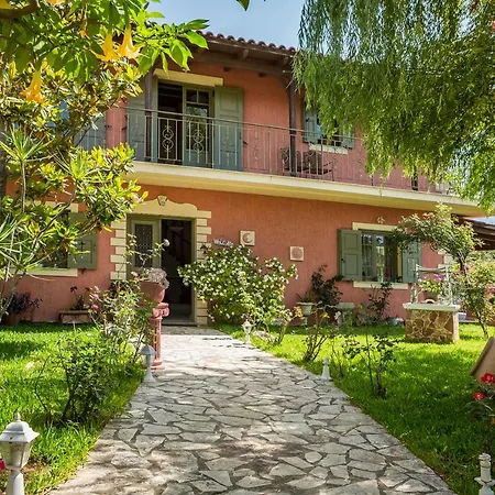 Kefalonia - Charming 3 Bedroom Gardenia *